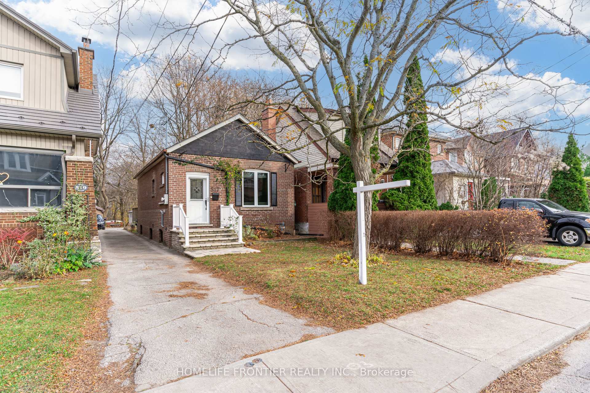 Photo 40 of 517 Main Street, Toronto, Woodbine-Lumsden — HOMEH