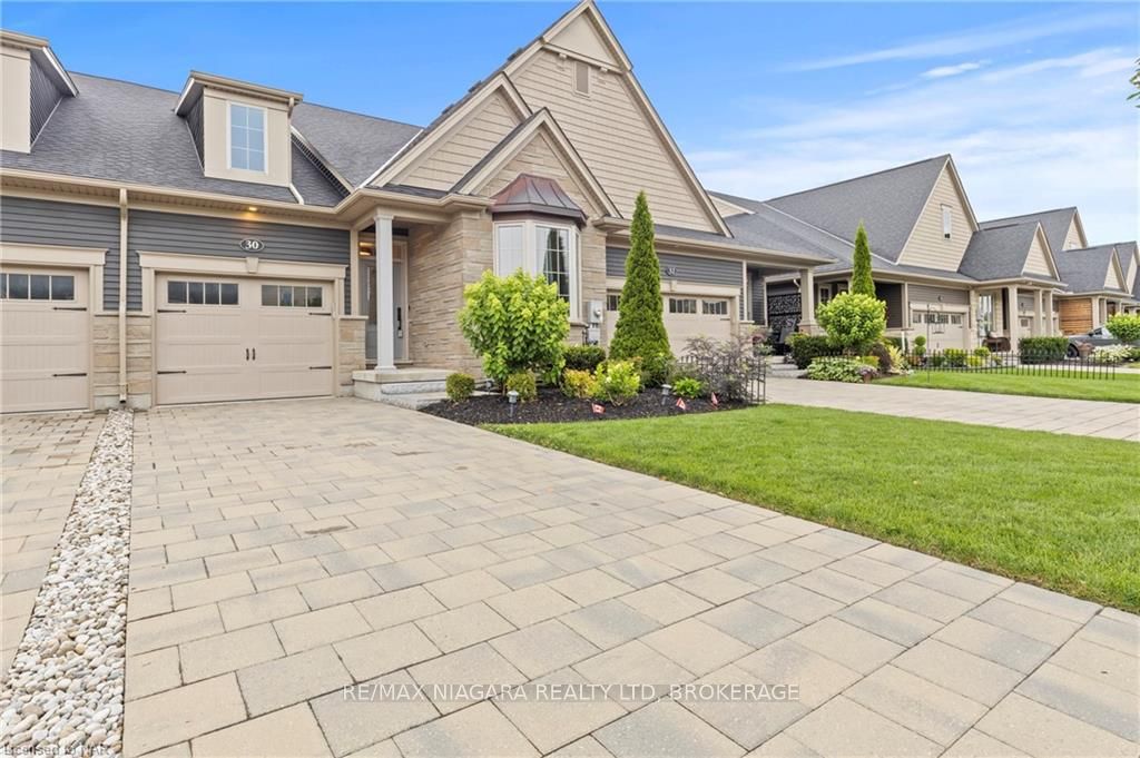 Photo 2 of 30 Campbell Street, Thorold, Hurricane/Merrittville — HOMEH