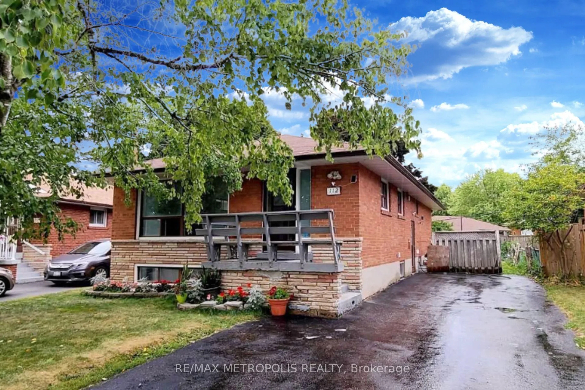 Front of Unit Bsmt A, 112 Brantwood Drive