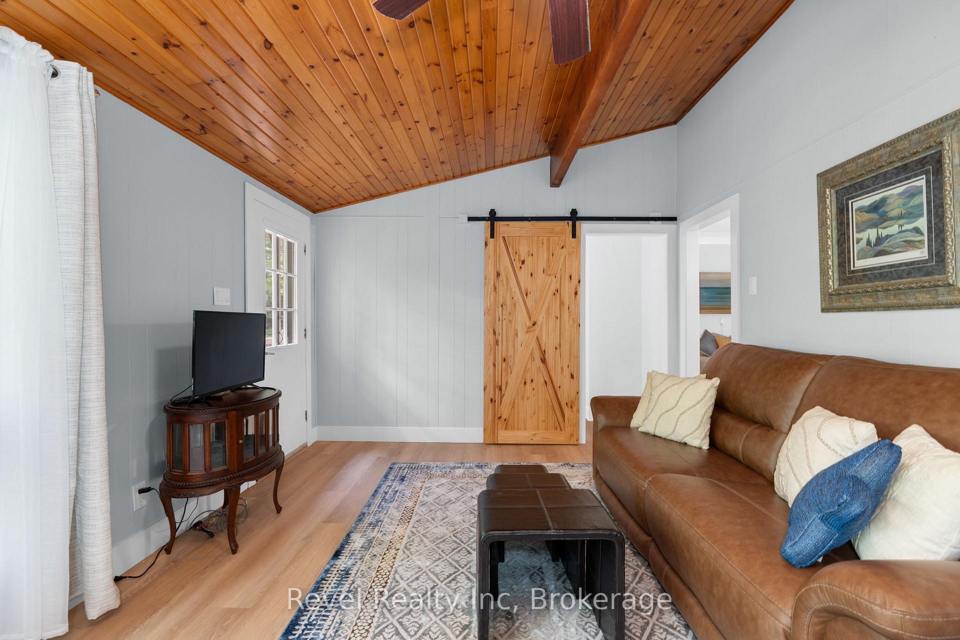 Photo 3 of 1204 Tiny Beaches Road N, Tiny, Rural Tiny — HOMEH