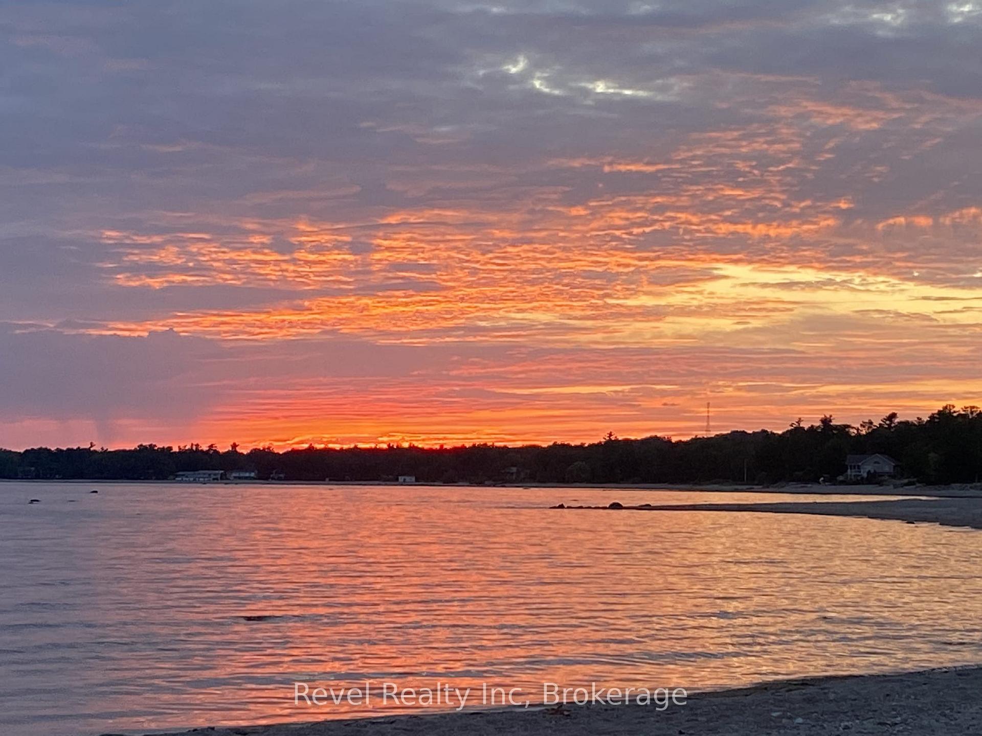 Photo 27 of 1204 Tiny Beaches Road N, Tiny, Rural Tiny — HOMEH