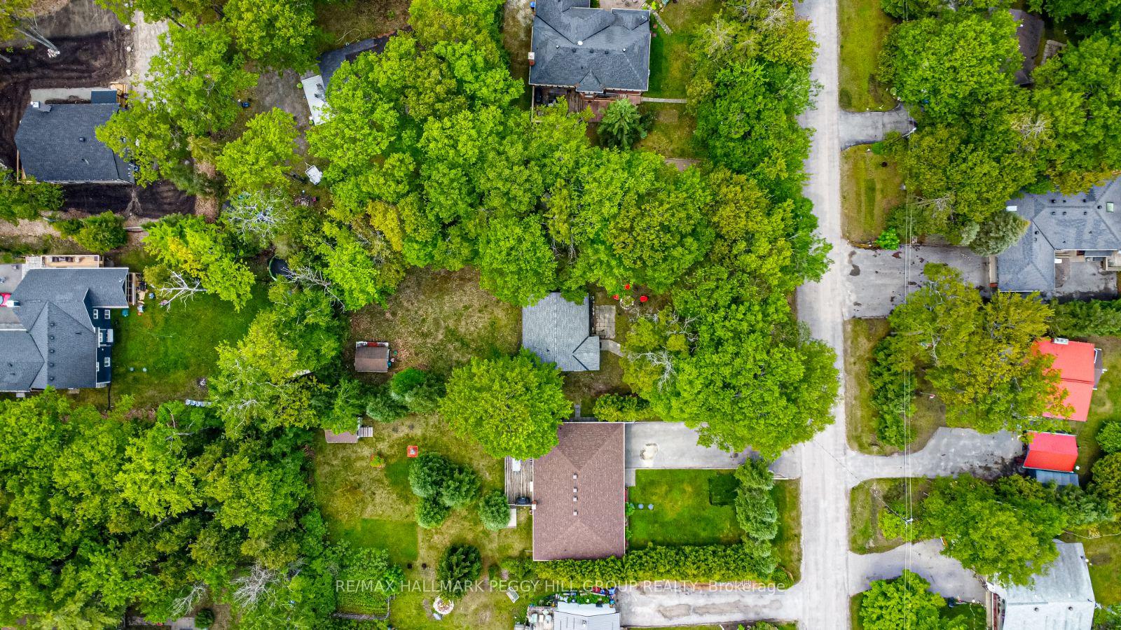 Photo 13 of 12 Doan Avenue, Tiny, Rural Tiny — HOMEH