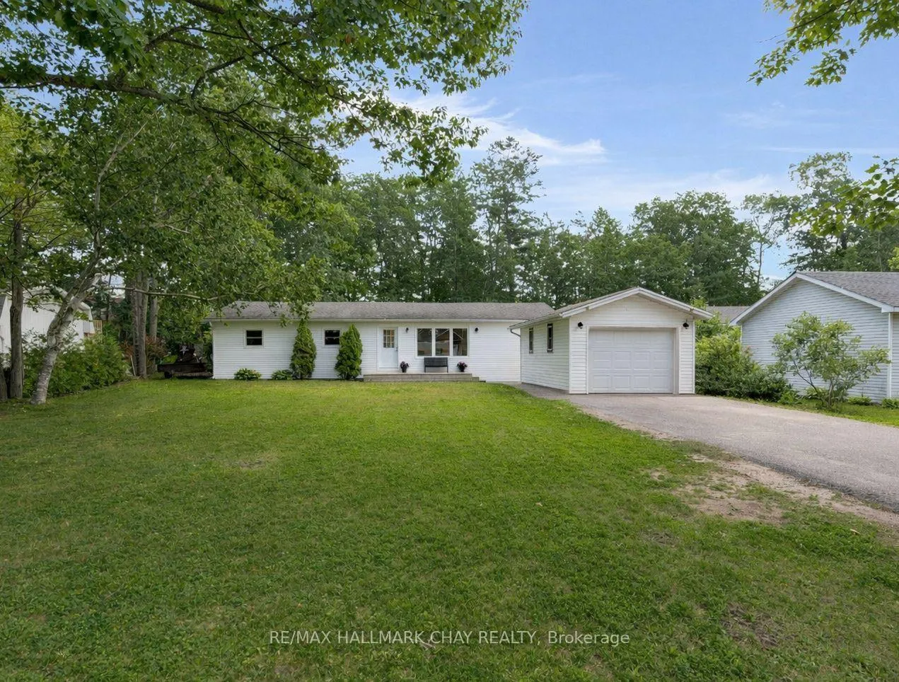 Photo 1 of 1853 River Road W, Wasaga Beach — HOMEH