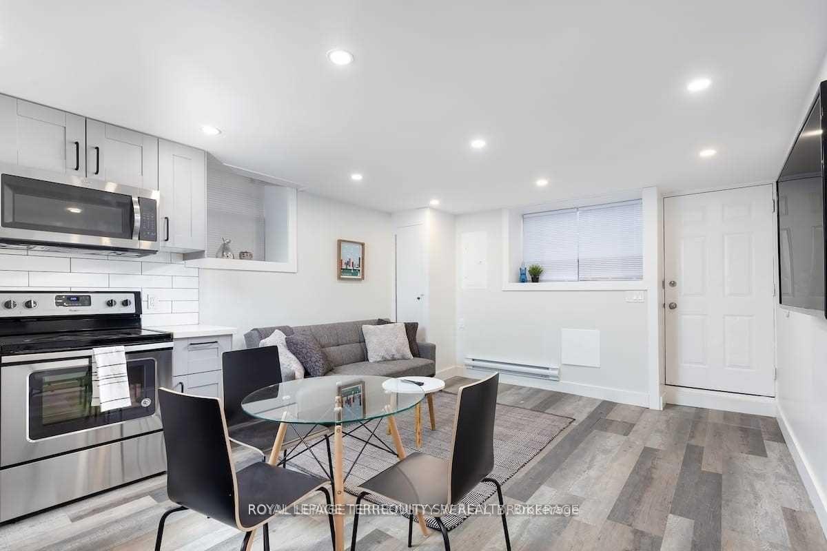 Photo 2 of Unit Lower, 396 Lansdowne Avenue, Toronto, Dufferin Grove — HOMEH