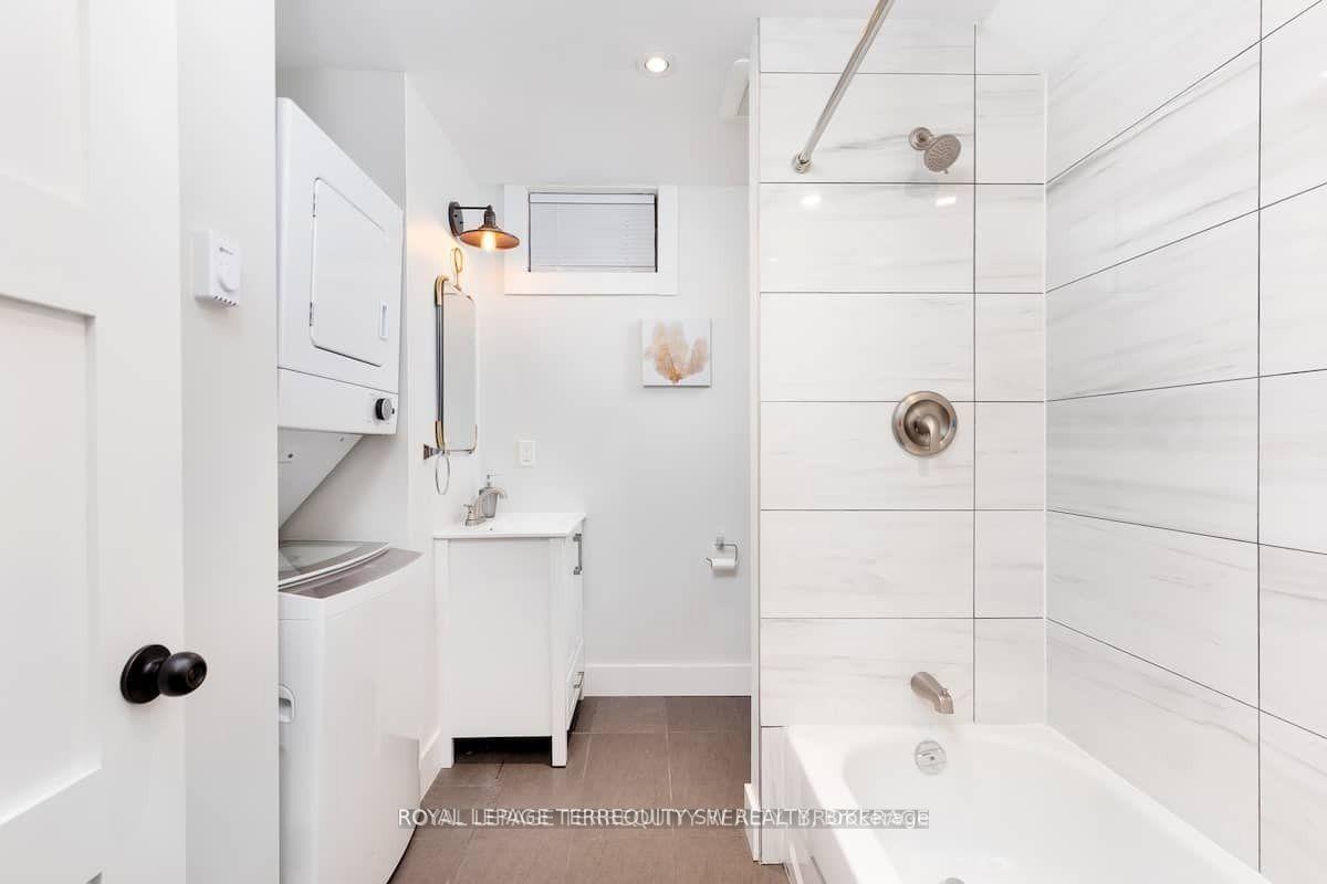 Photo 7 of Unit Lower, 396 Lansdowne Avenue, Toronto, Dufferin Grove — HOMEH
