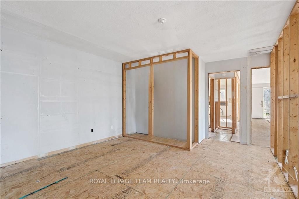 Photo 39 of 1541 Bella Vista Drive, Ottawa, Camelot — HOMEH