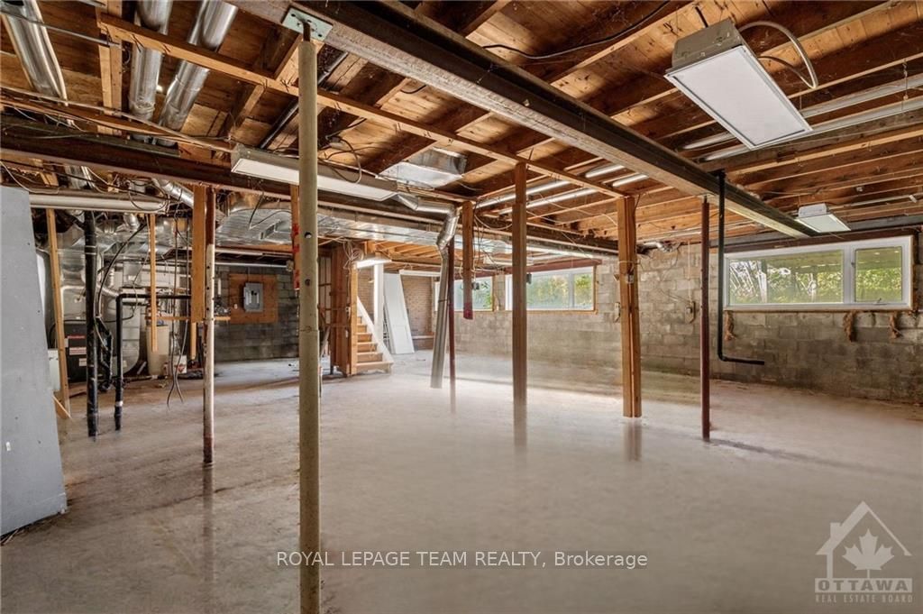 Photo 42 of 1541 Bella Vista Drive, Ottawa, Camelot — HOMEH