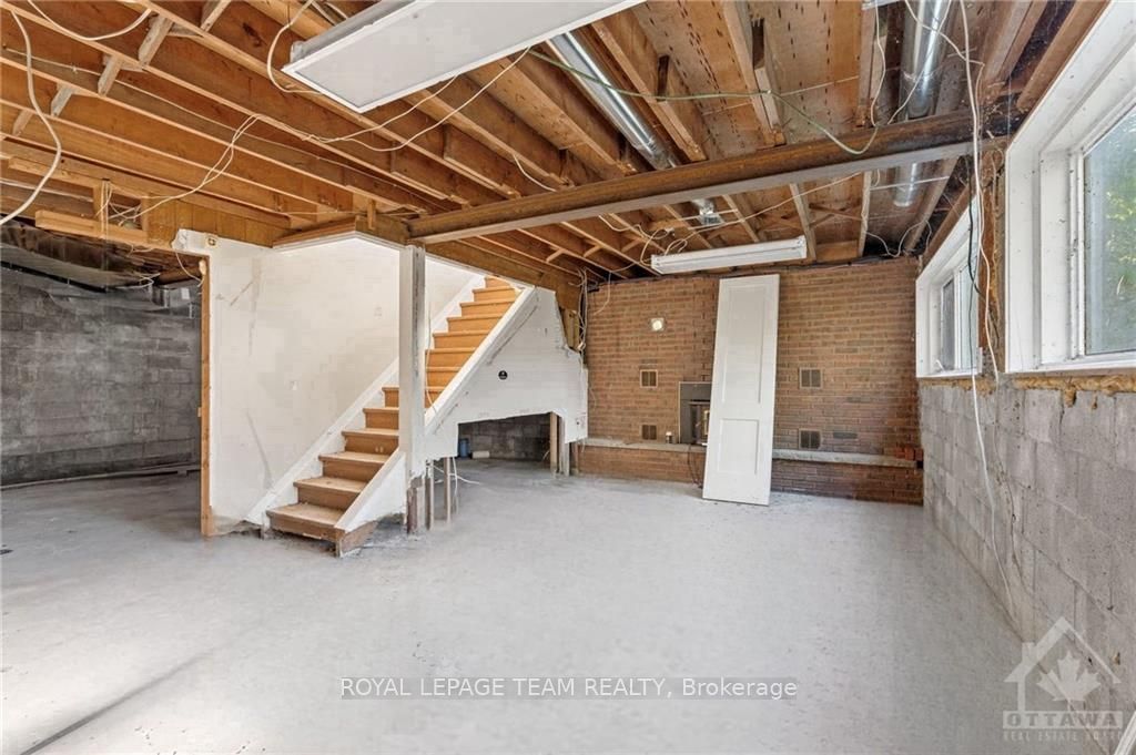 Photo 41 of 1541 Bella Vista Drive, Ottawa, Camelot — HOMEH