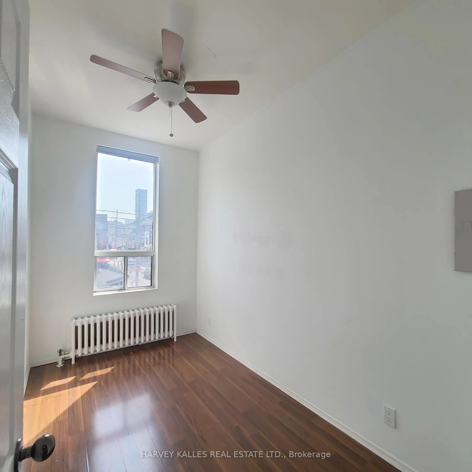 Photo 12 of Unit 2nd Floor, 206 Augusta Avenue, Toronto, Kensington-Chinatown — HOMEH