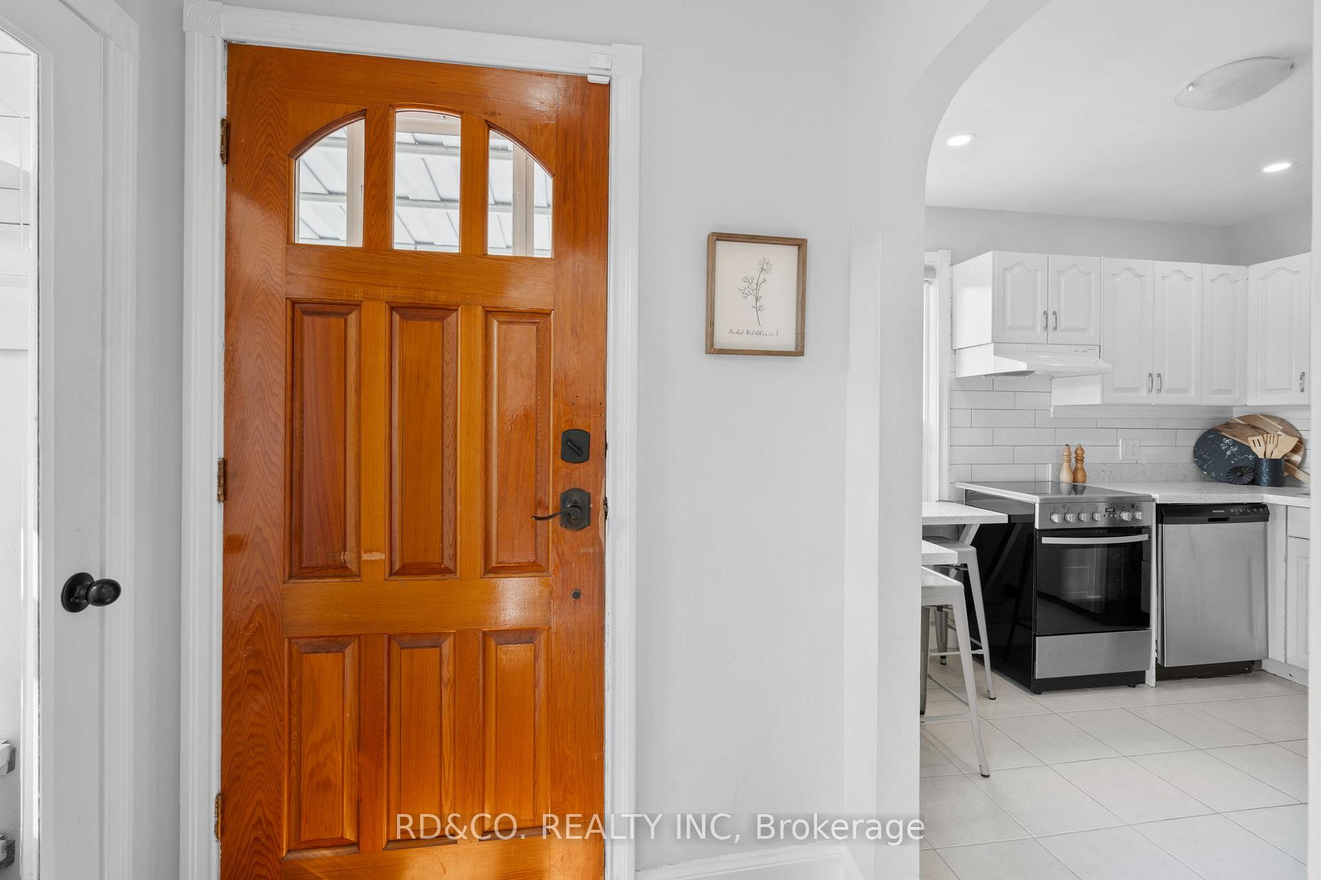 Photo 6 of 42 Tiago Avenue, Toronto, O'Connor-Parkview — HOMEH