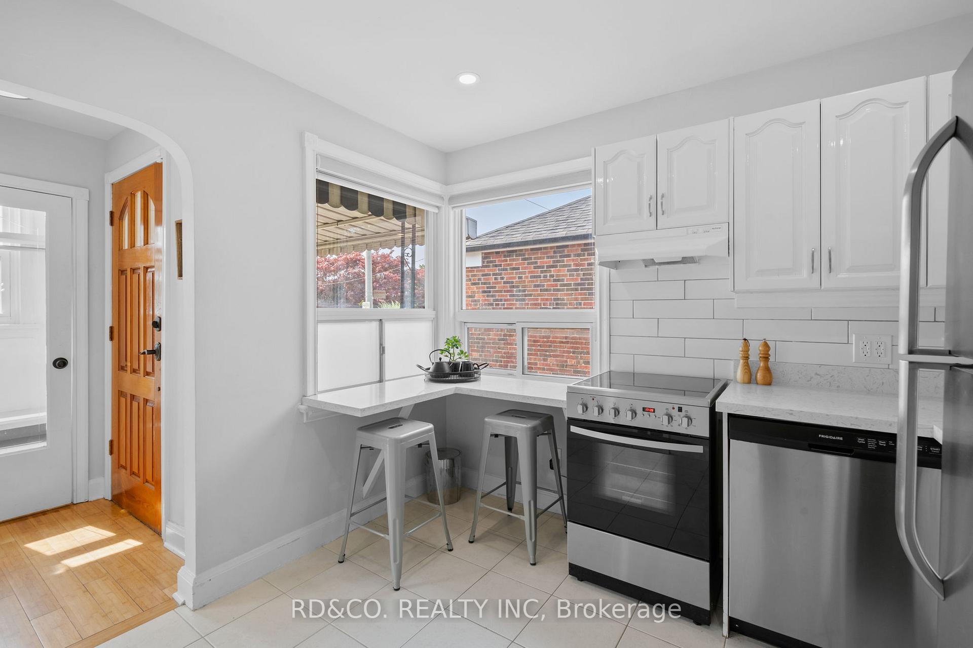 Photo 7 of 42 Tiago Avenue, Toronto, O'Connor-Parkview — HOMEH