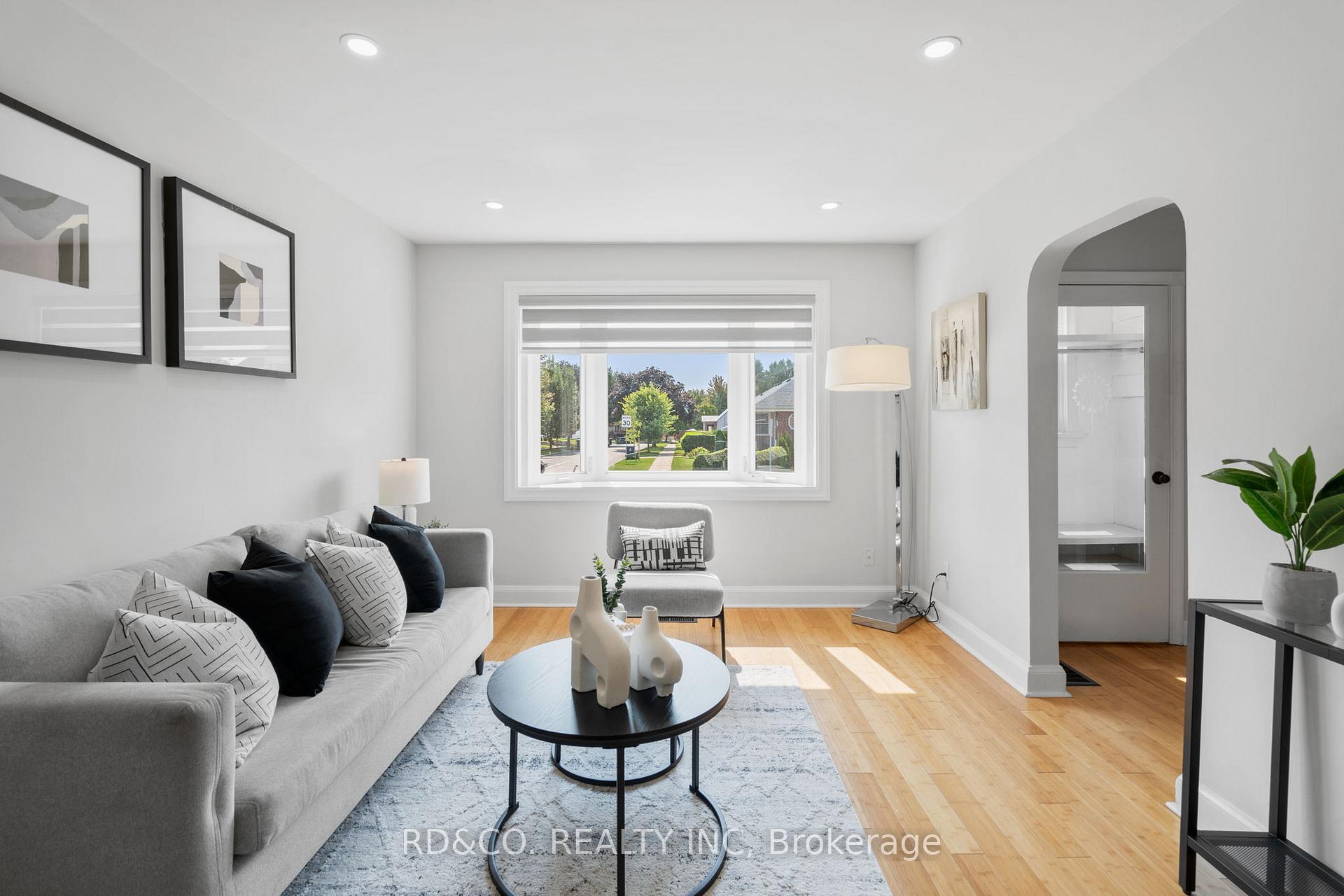 Photo 12 of 42 Tiago Avenue, Toronto, O'Connor-Parkview — HOMEH