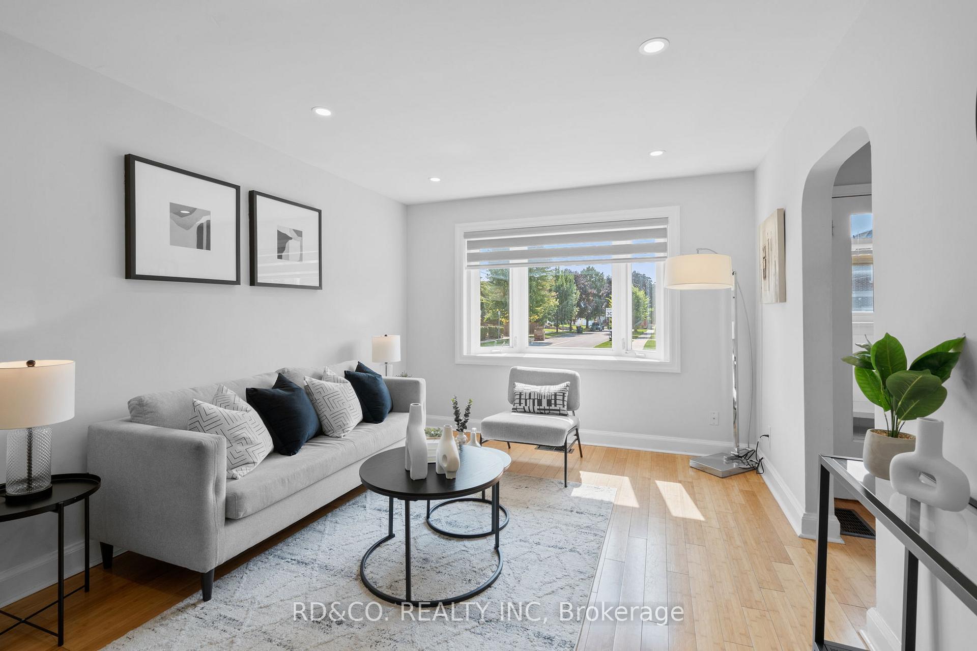 Photo 13 of 42 Tiago Avenue, Toronto, O'Connor-Parkview — HOMEH