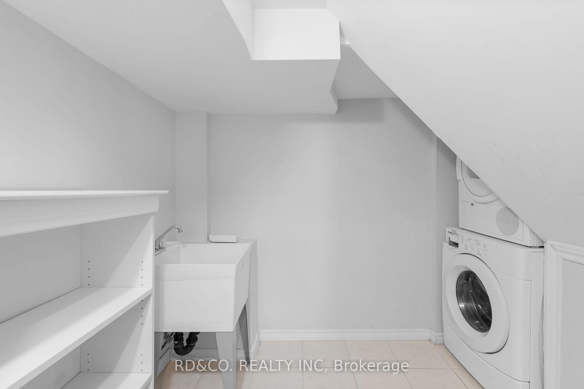Photo 23 of 42 Tiago Avenue, Toronto, O'Connor-Parkview — HOMEH