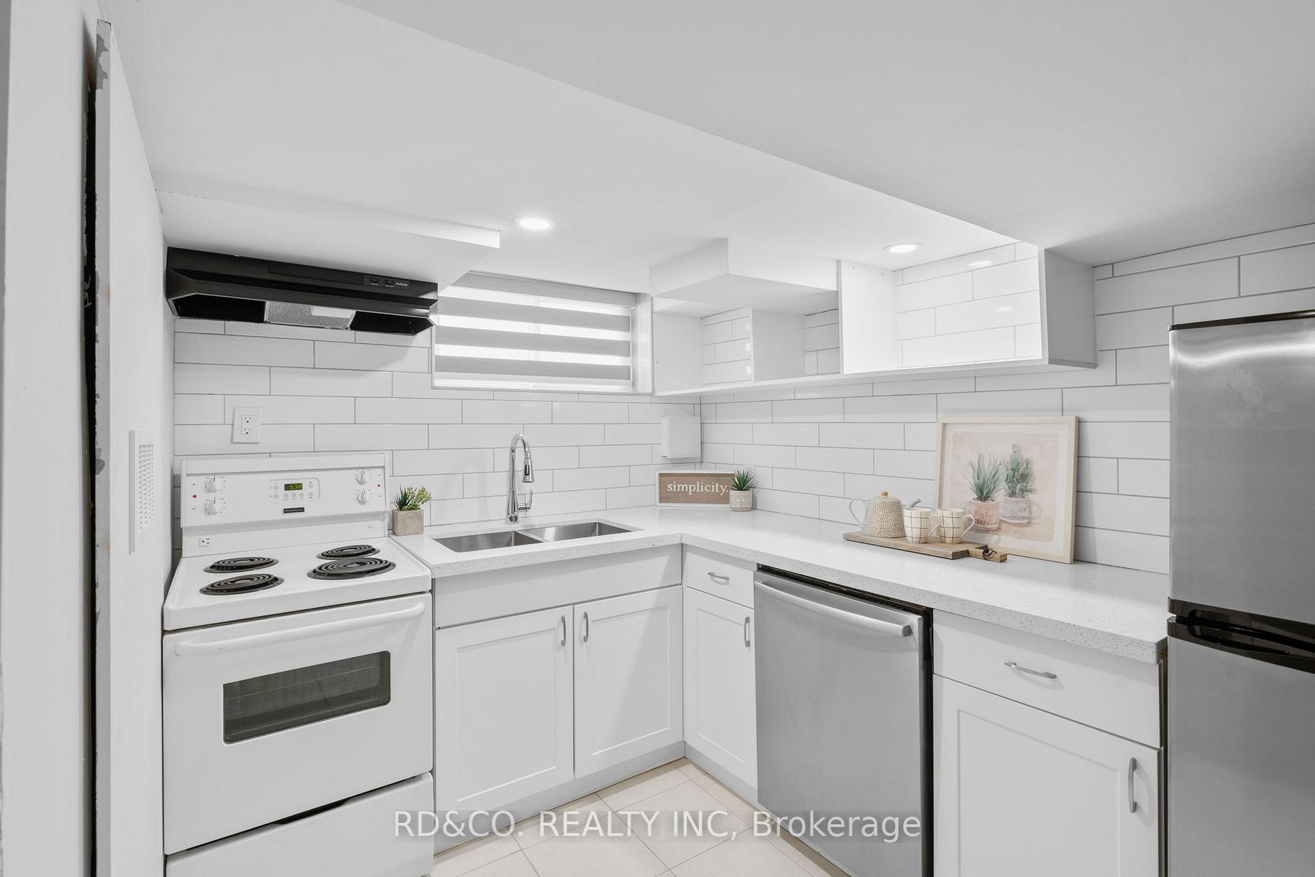 Photo 27 of 42 Tiago Avenue, Toronto, O'Connor-Parkview — HOMEH