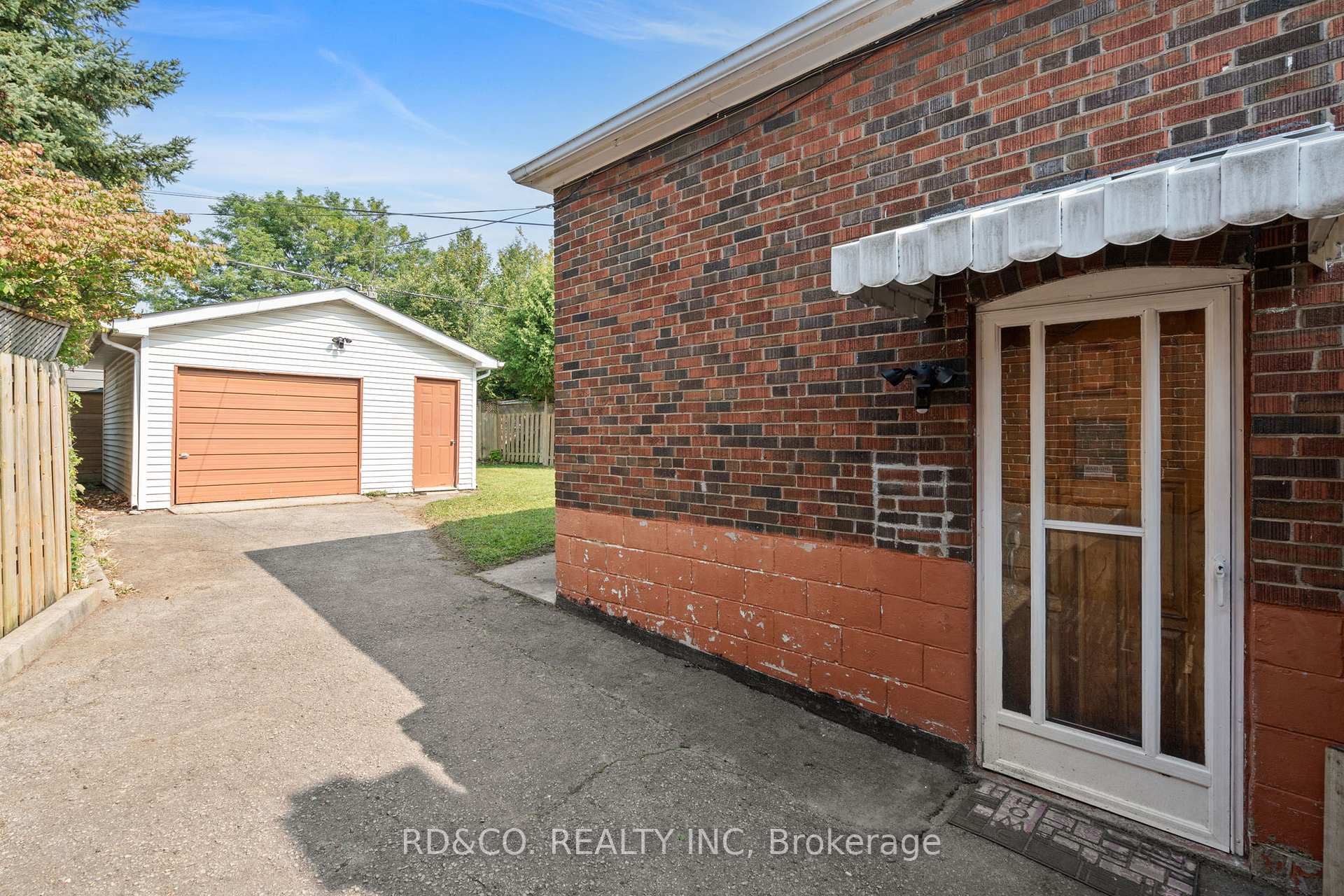 Photo 32 of 42 Tiago Avenue, Toronto, O'Connor-Parkview — HOMEH