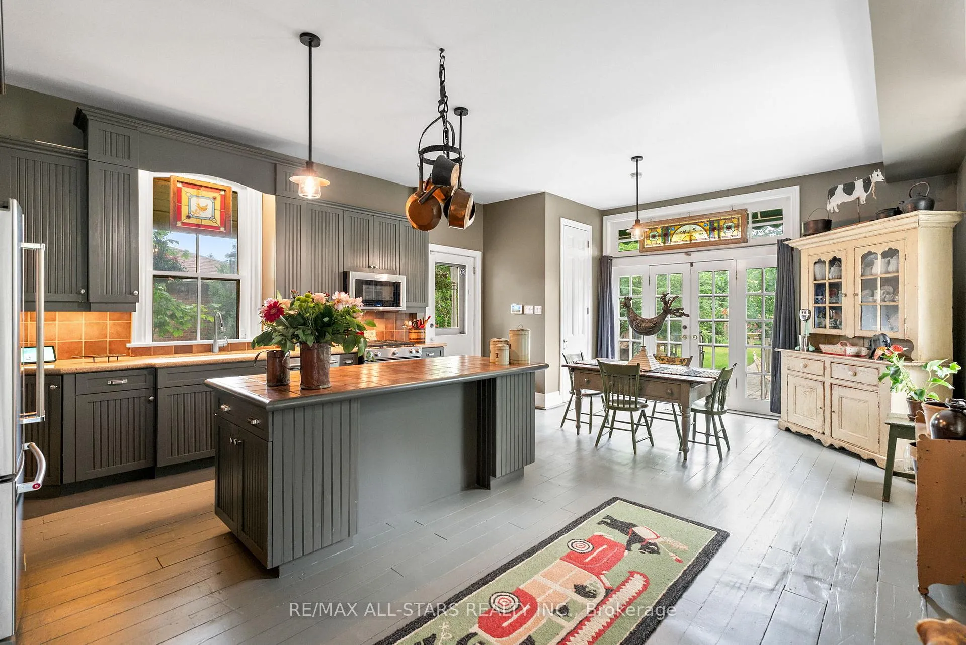 Photo 8 of 122 Brock Street E, Uxbridge — HOMEH
