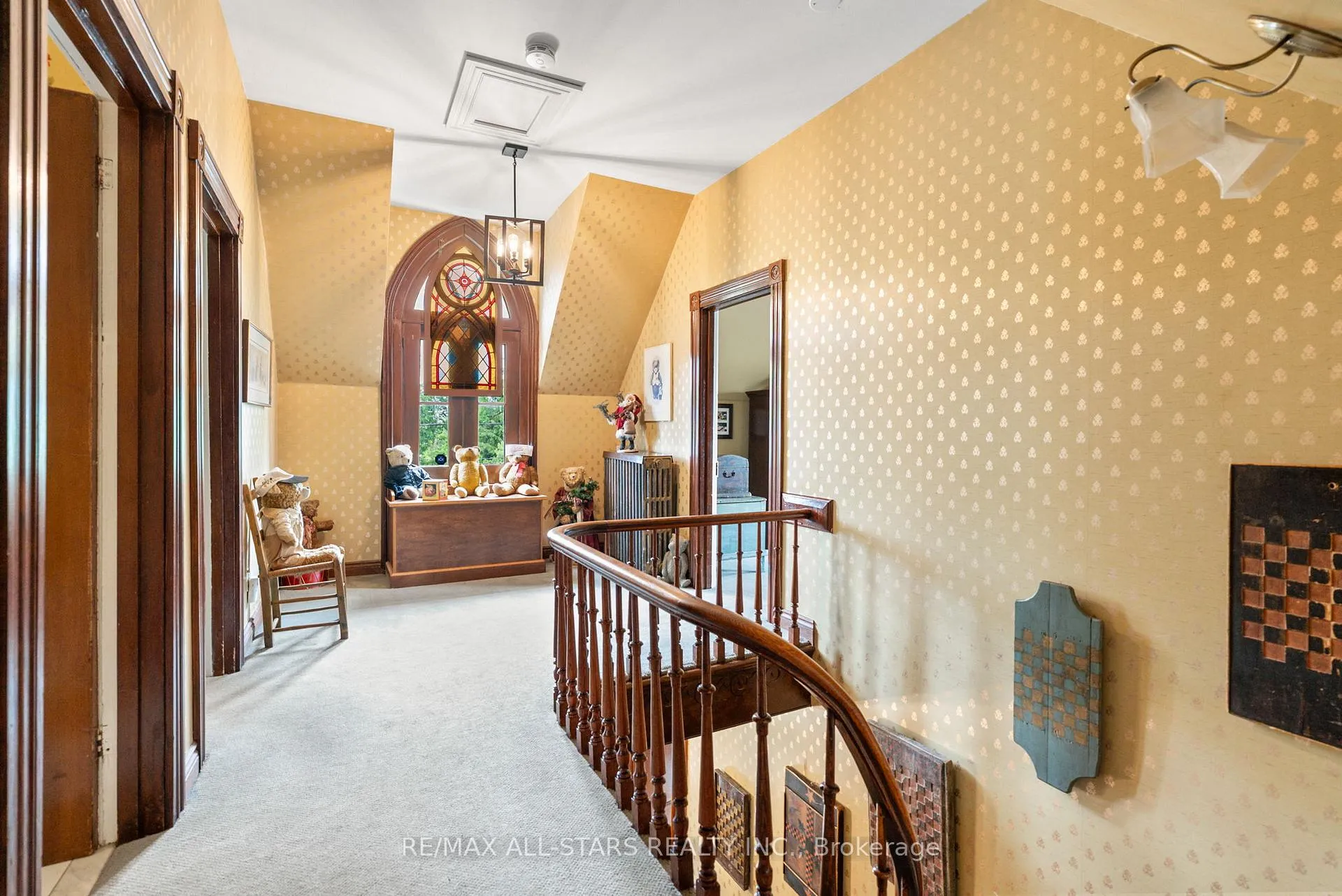 Photo 19 of 122 Brock Street E, Uxbridge — HOMEH