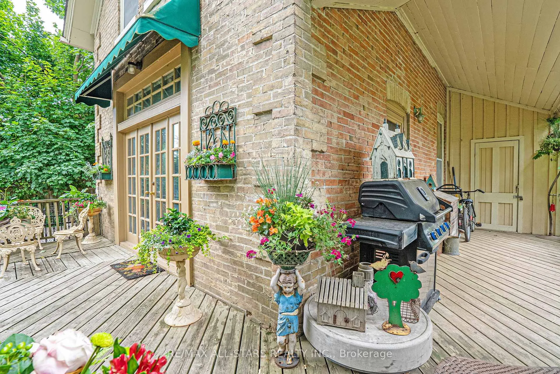 Photo 36 of 122 Brock Street E, Uxbridge — HOMEH