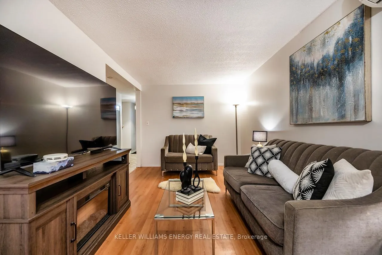 Photo 7 of Unit 49, 450 Bristol Crescent, Oshawa, Vanier — HOMEH