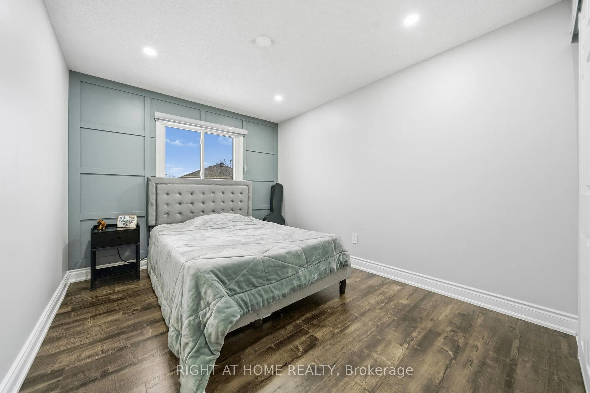 Photo 19 of 44 Forrester Drive, Brampton, Fletcher's West — HOMEH