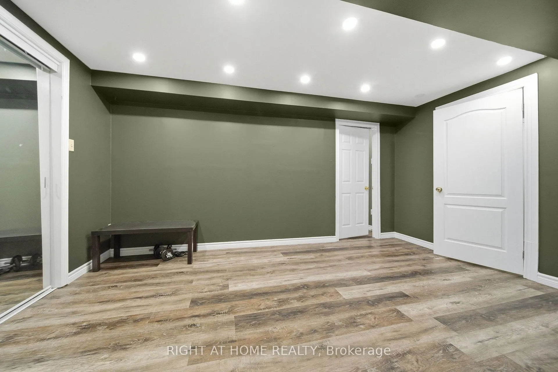 Photo 23 of 44 Forrester Drive, Brampton, Fletcher's West — HOMEH