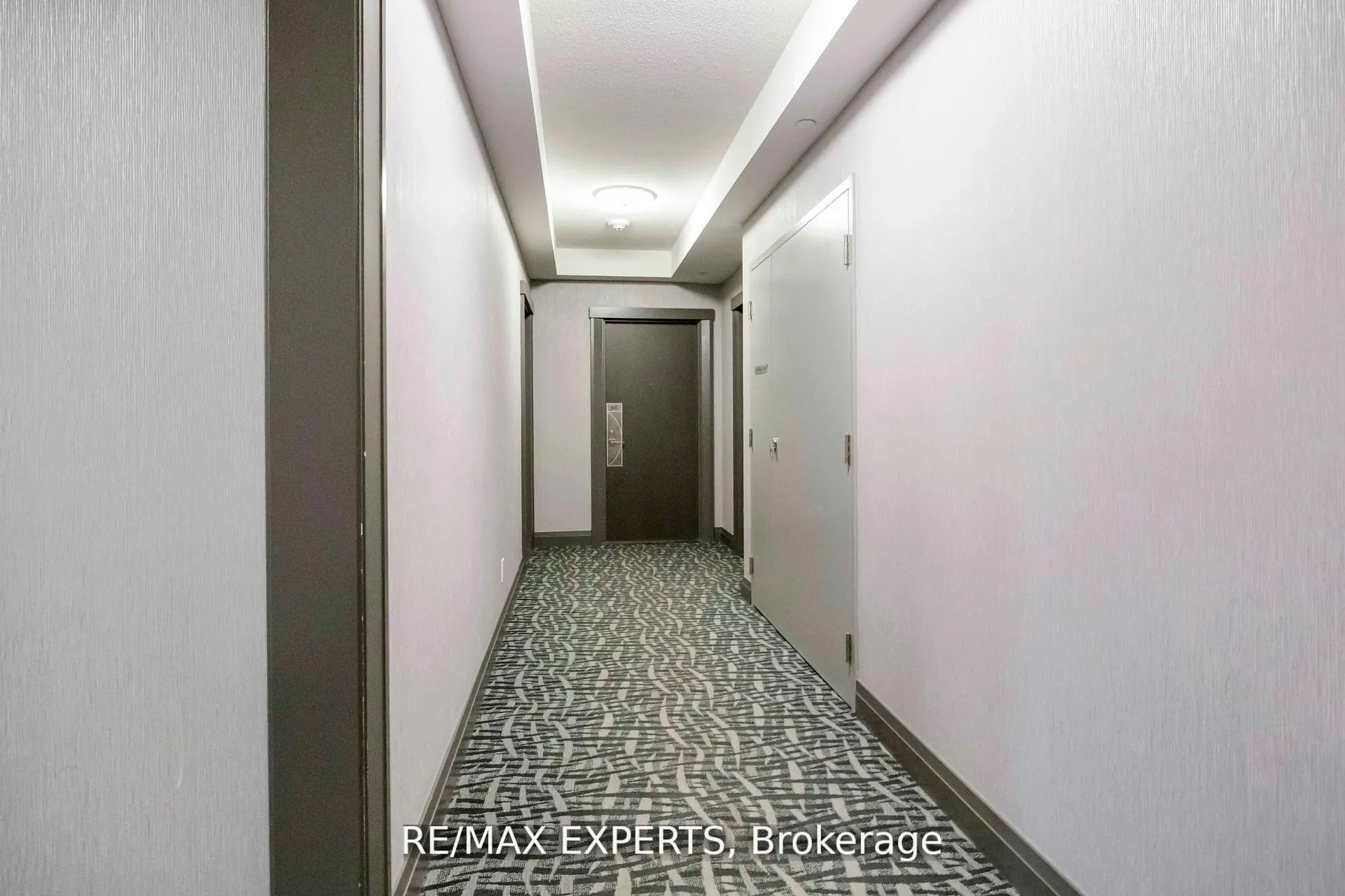 Photo 8 of Unit 801, 3700 Highway 7, Vaughan, Vaughan Corporate Centre — HOMEH