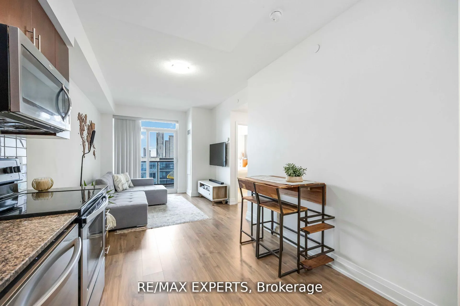 Photo 16 of Unit 801, 3700 Highway 7, Vaughan, Vaughan Corporate Centre — HOMEH