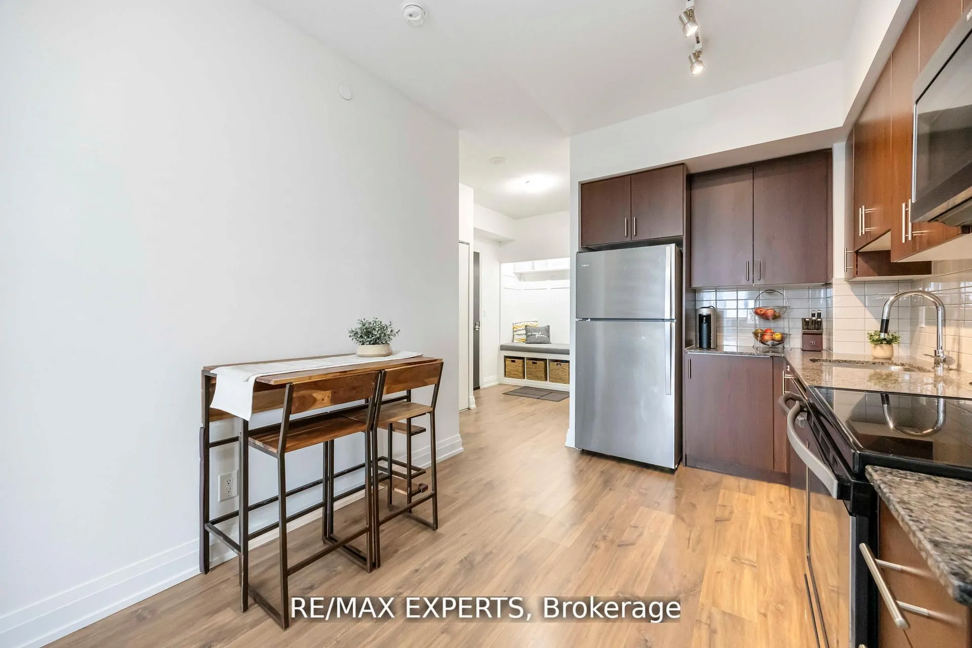 Photo 18 of Unit 801, 3700 Highway 7, Vaughan, Vaughan Corporate Centre — HOMEH