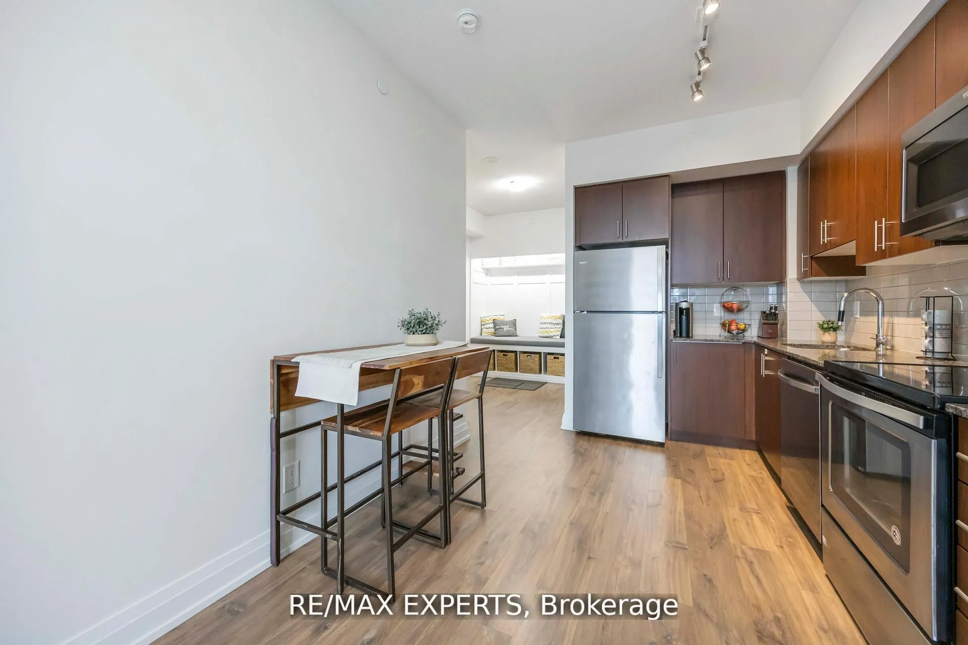 Photo 21 of Unit 801, 3700 Highway 7, Vaughan, Vaughan Corporate Centre — HOMEH