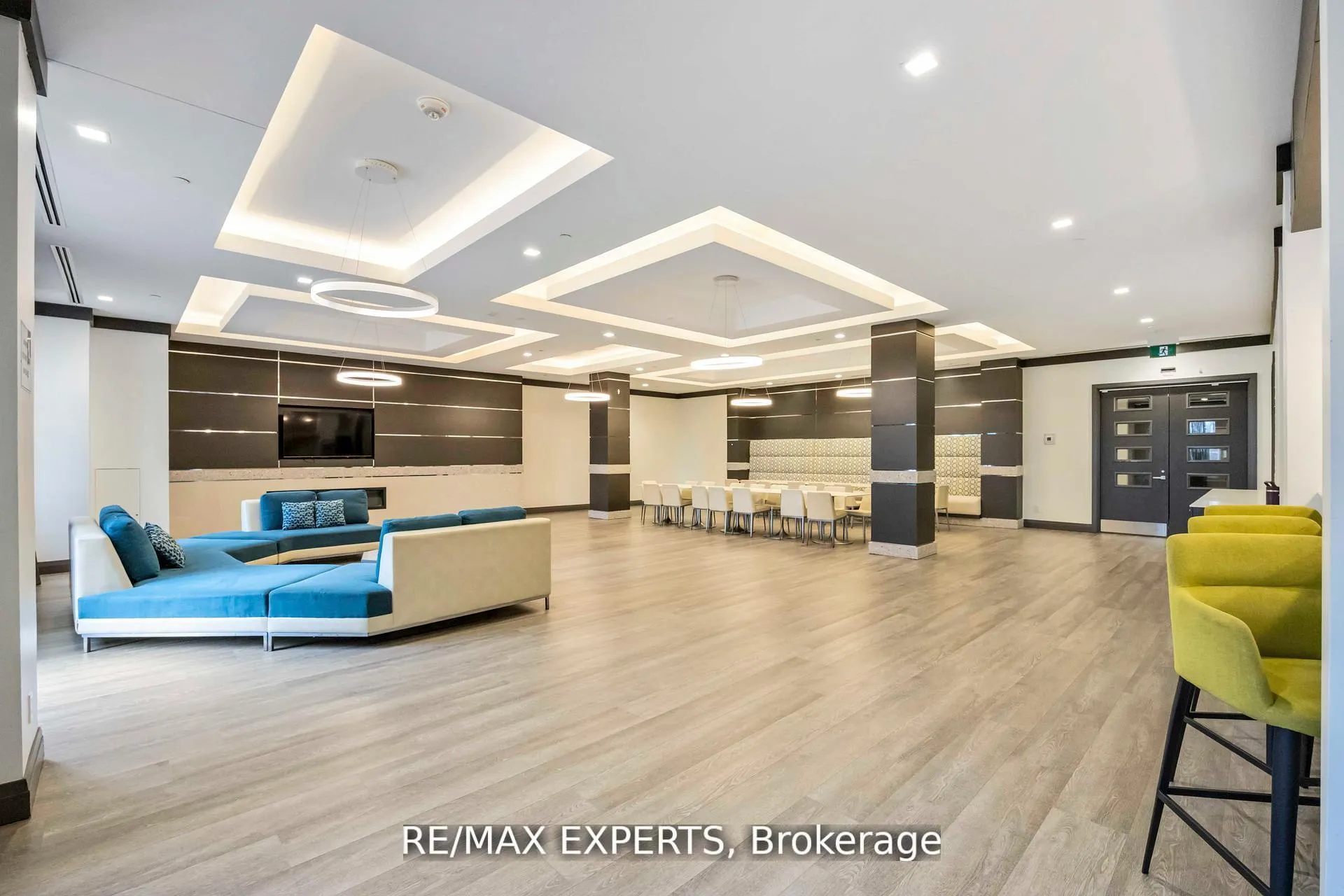 Photo 44 of Unit 801, 3700 Highway 7, Vaughan, Vaughan Corporate Centre — HOMEH