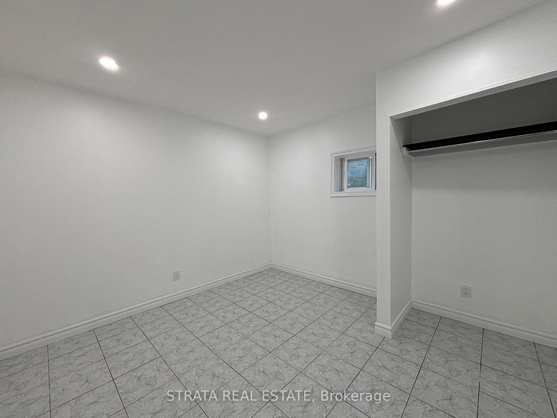 Photo 5 of Unit 302, 600 Gerrard Street E, Toronto, North Riverdale — HOMEH
