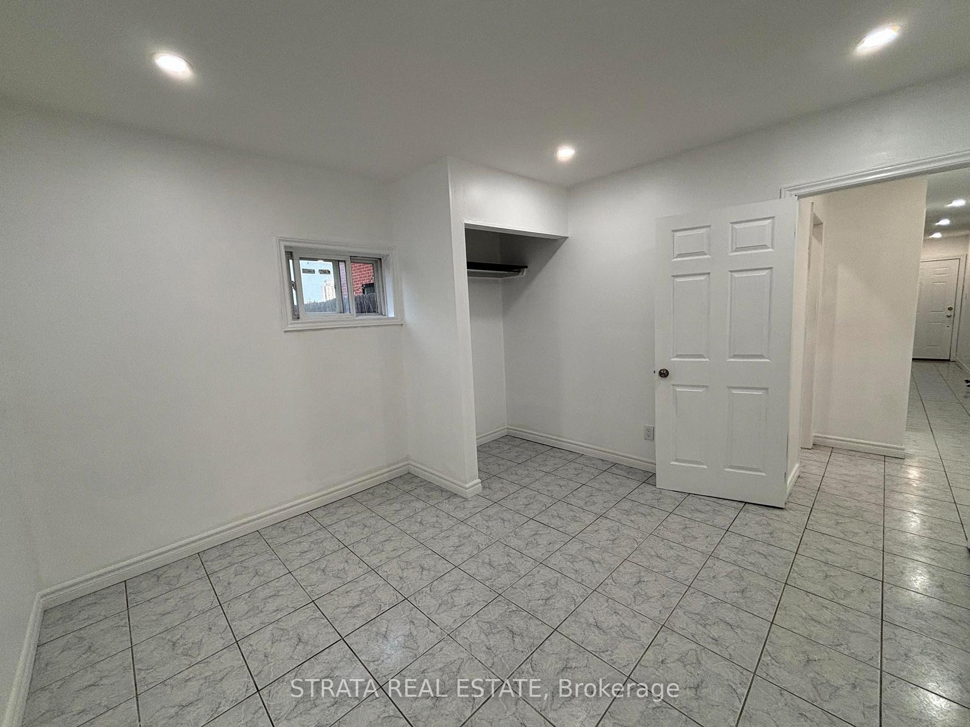 Photo 6 of Unit 302, 600 Gerrard Street E, Toronto, North Riverdale — HOMEH
