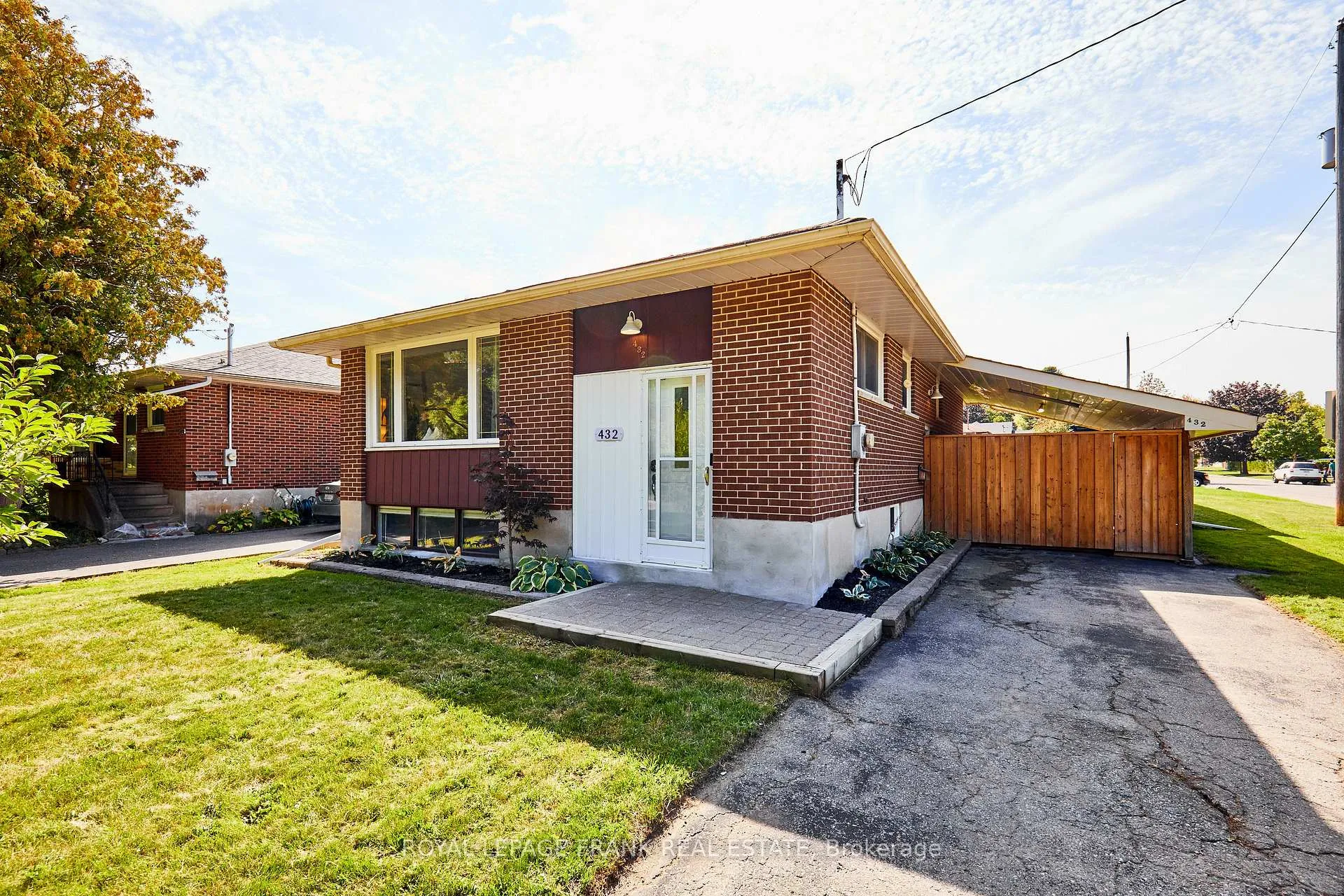 Photo 7 of 432 Park Road N, Oshawa, McLaughlin — HOMEH