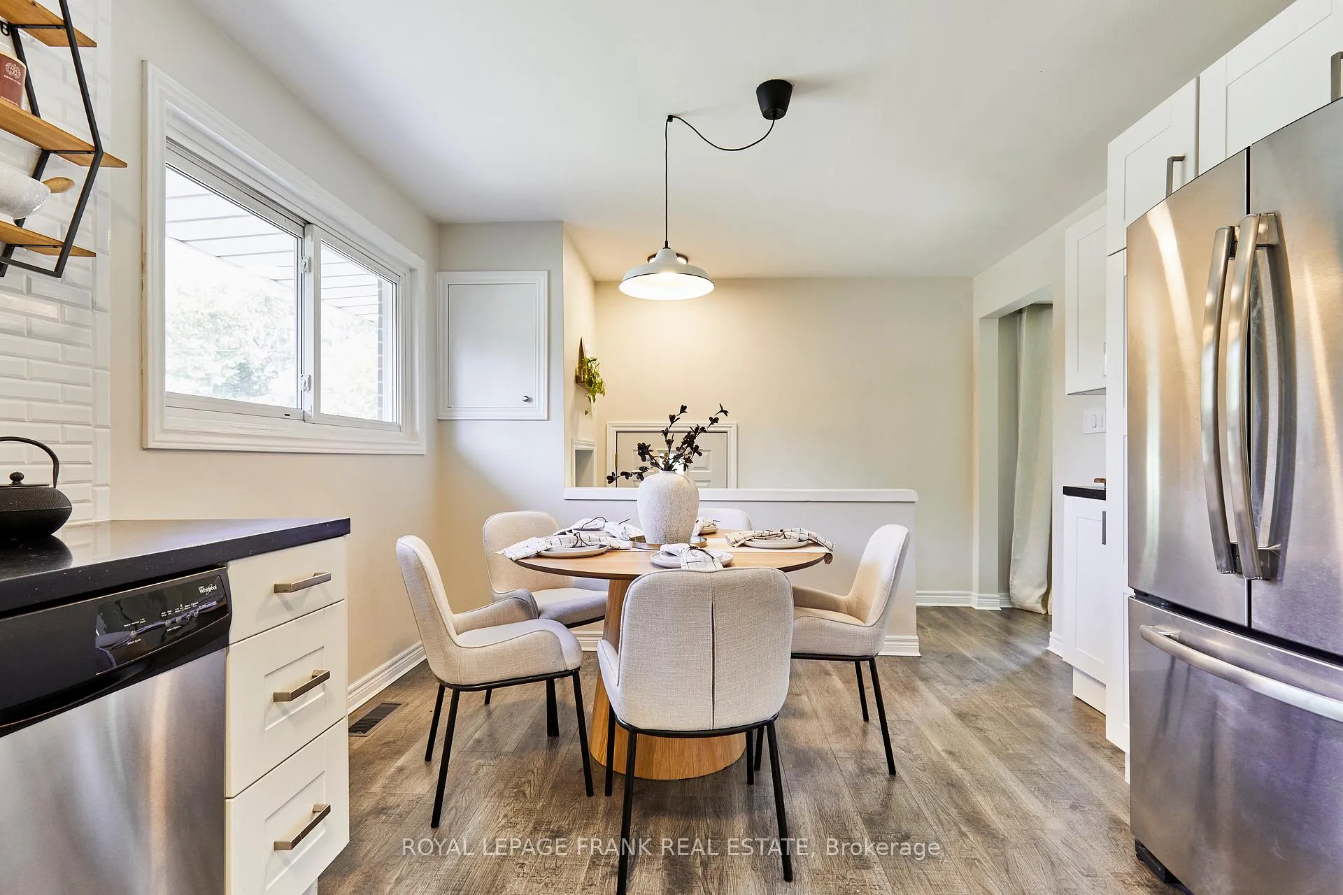 Photo 12 of 432 Park Road N, Oshawa, McLaughlin — HOMEH