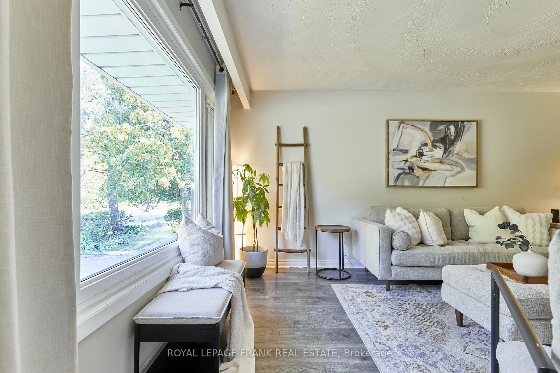 Photo 14 of 432 Park Road N, Oshawa, McLaughlin — HOMEH