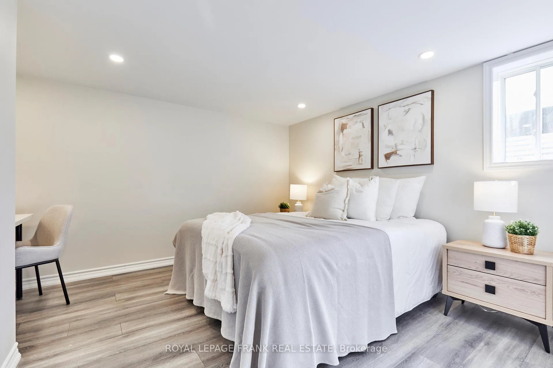 Photo 32 of 432 Park Road N, Oshawa, McLaughlin — HOMEH