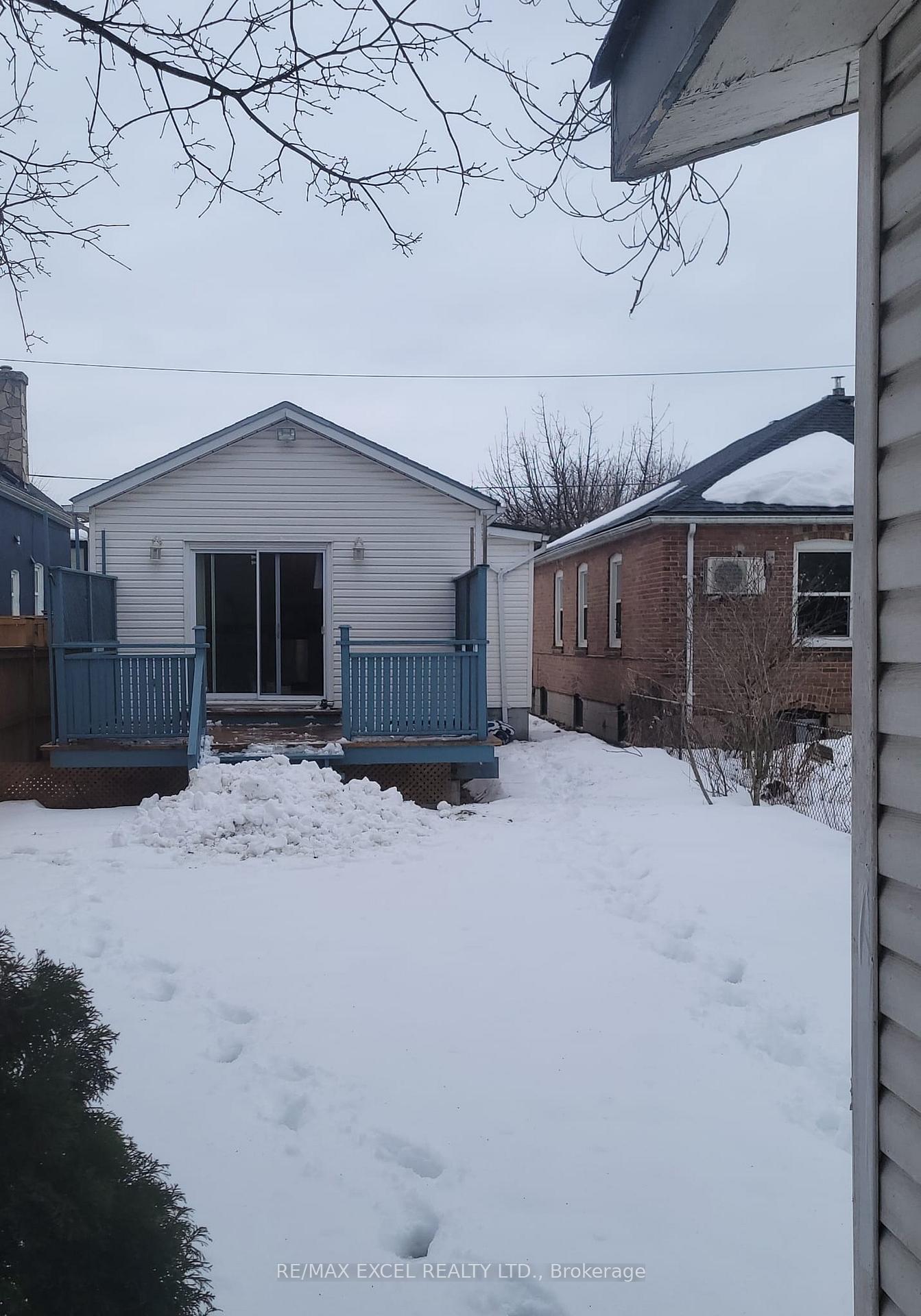 Photo 2 of 202 King Edward Avenue, Toronto, Woodbine-Lumsden — HOMEH