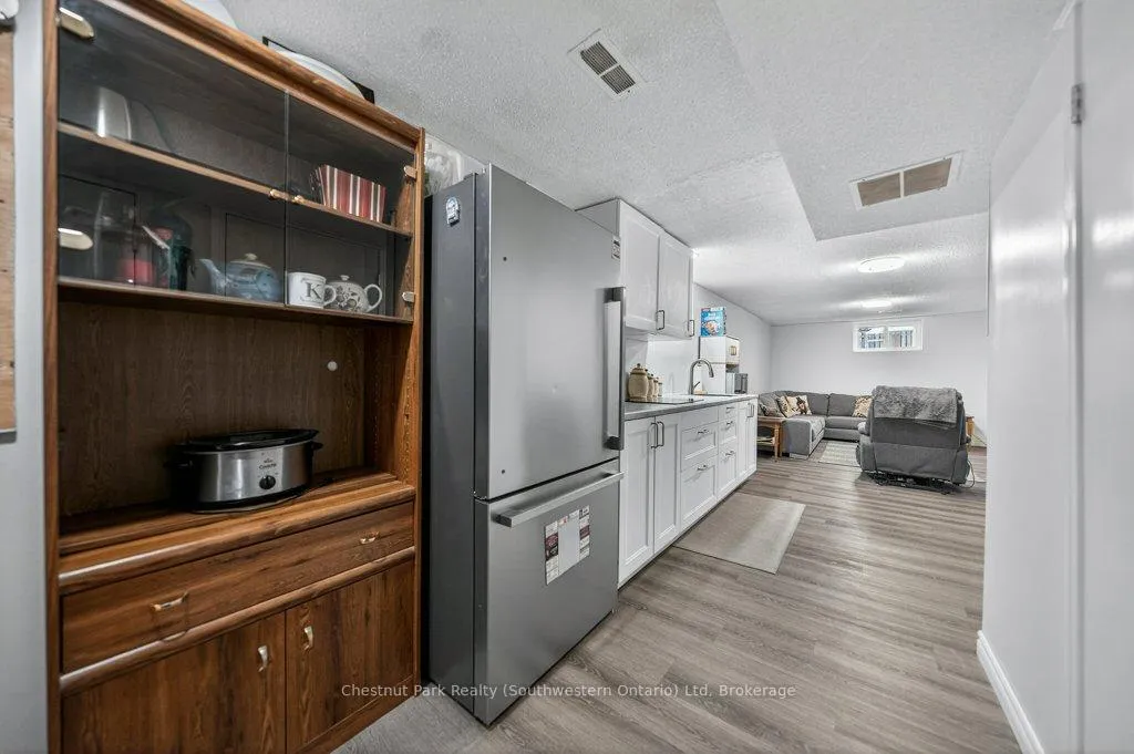 Photo 35 of 113 Sanderson Drive, Guelph, Willow West/Sugarbush/West Acres — HOMEH