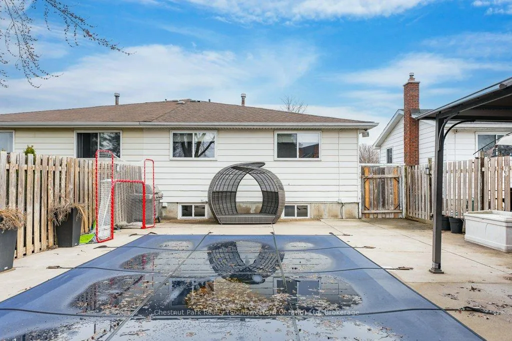 Photo 47 of 113 Sanderson Drive, Guelph, Willow West/Sugarbush/West Acres — HOMEH