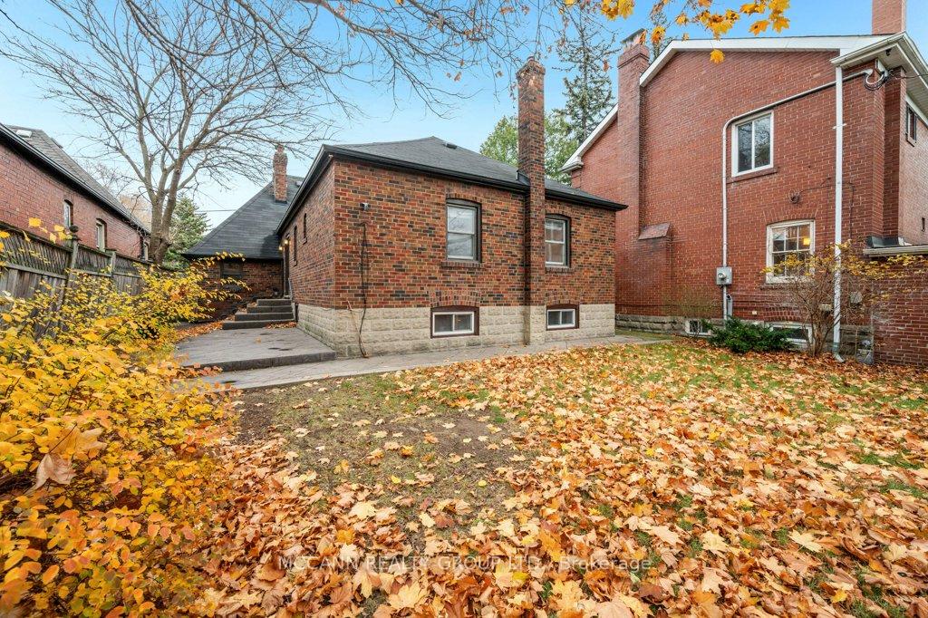 Photo 28 of 4 Four Oaks Gate, Toronto, East York — HOMEH