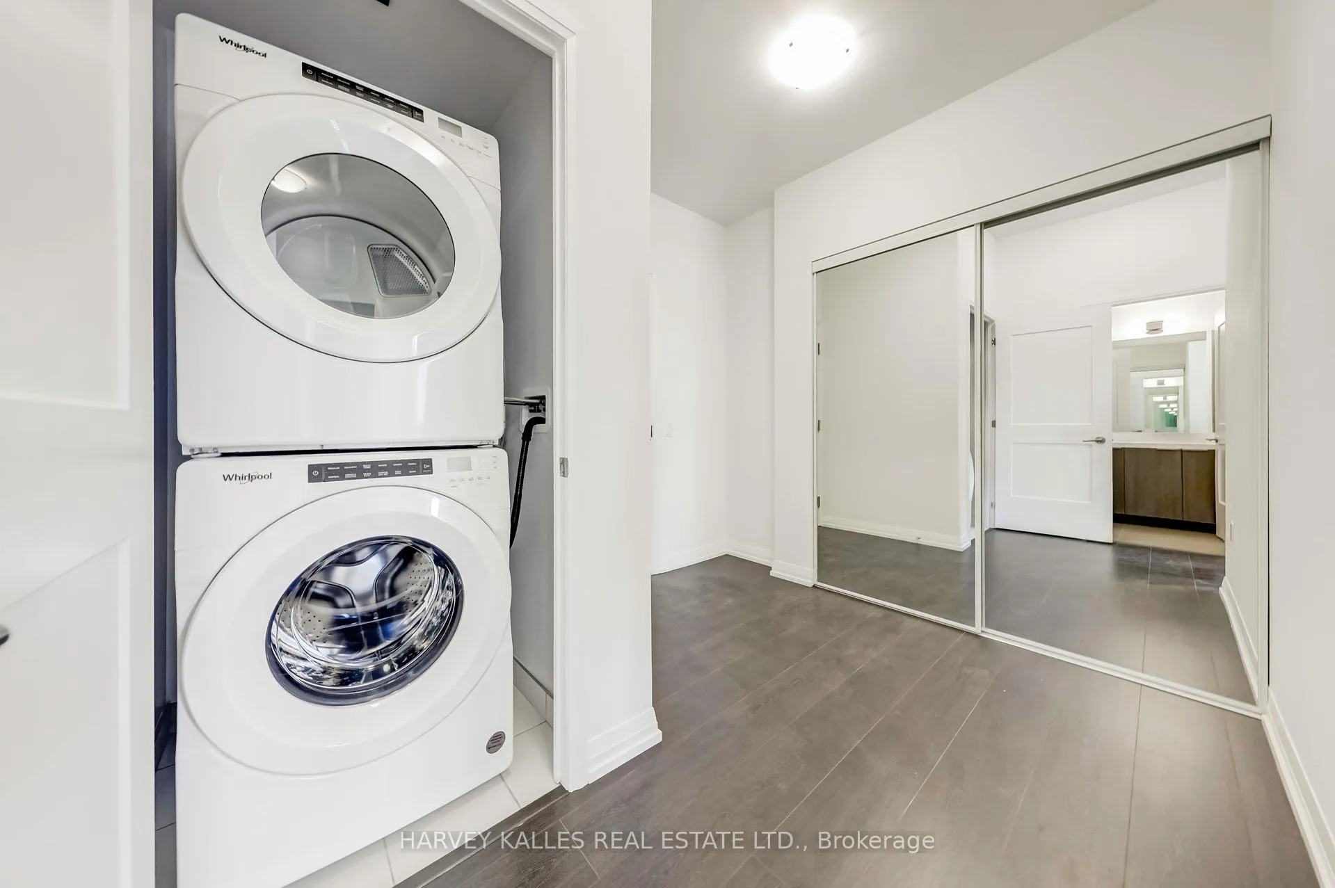 Photo 12 of Unit LPH03, 25 Holly Street, Toronto, Mount Pleasant West — HOMEH