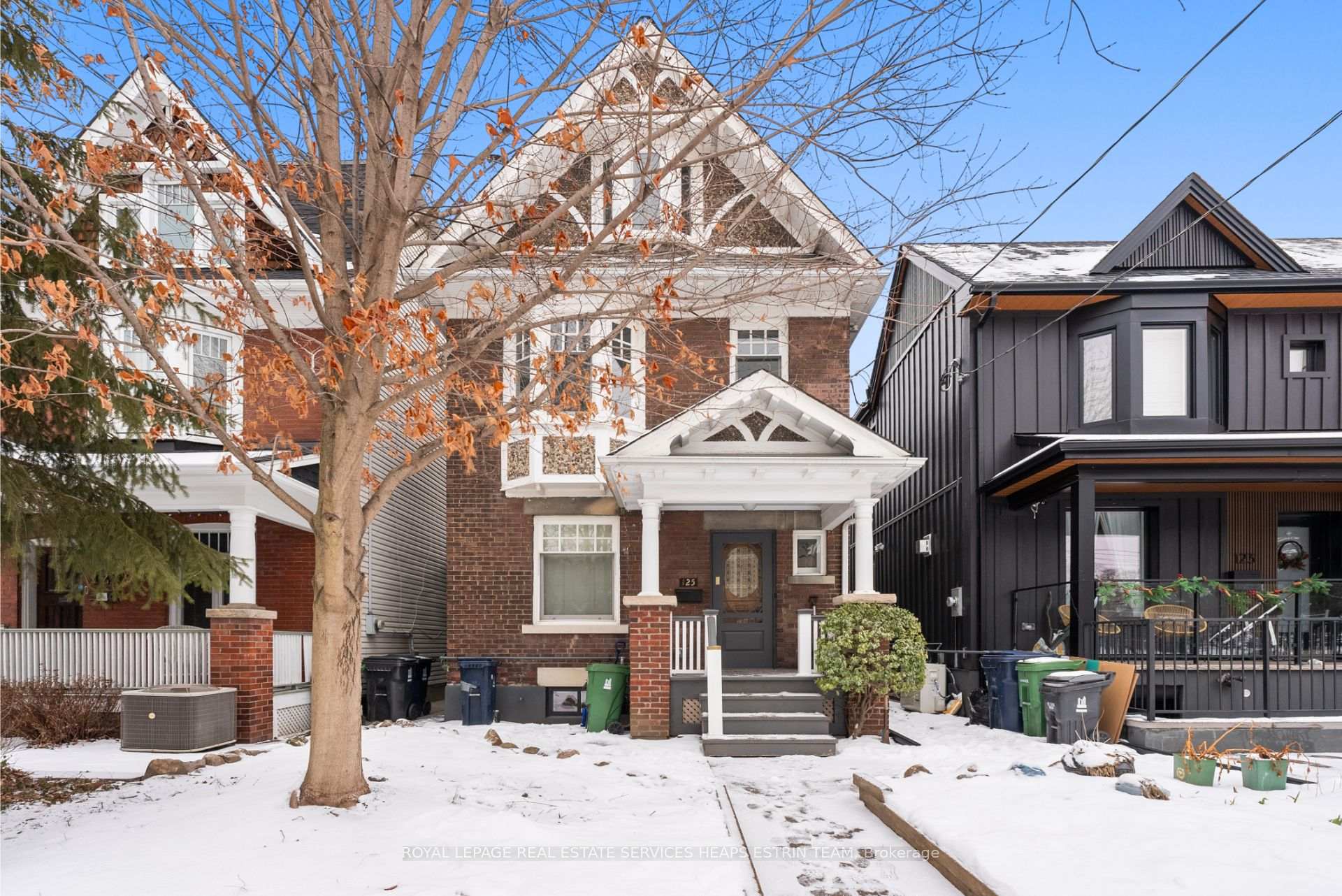 Front of Unit Lower, 125 Chester Avenue