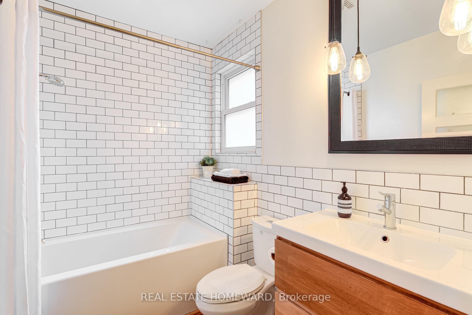 Photo 17 of Unit Upper, 36 Caroline Avenue, Toronto, South Riverdale — HOMEH