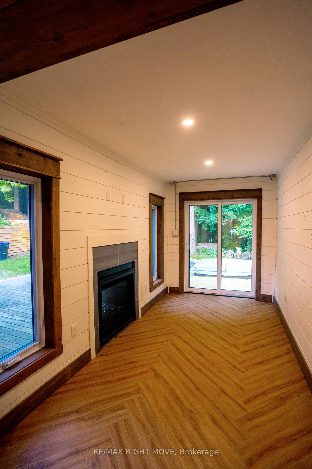 Photo 20 of 91 Andrew Drive, Tiny, Rural Tiny — HOMEH