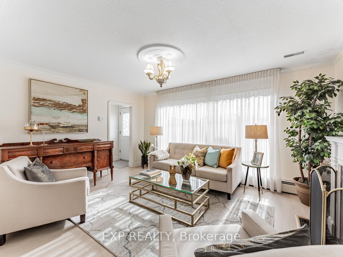 Photo 8 of 592 O'connor Drive, Toronto, East York — HOMEH