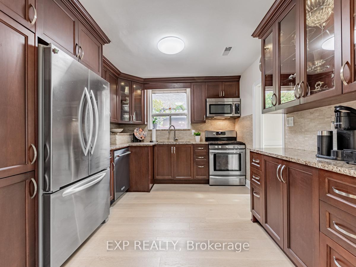Photo 11 of 592 O'connor Drive, Toronto, East York — HOMEH