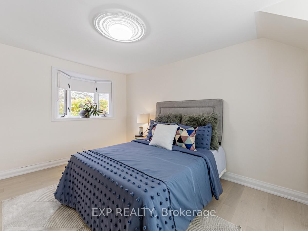 Photo 17 of 592 O'connor Drive, Toronto, East York — HOMEH