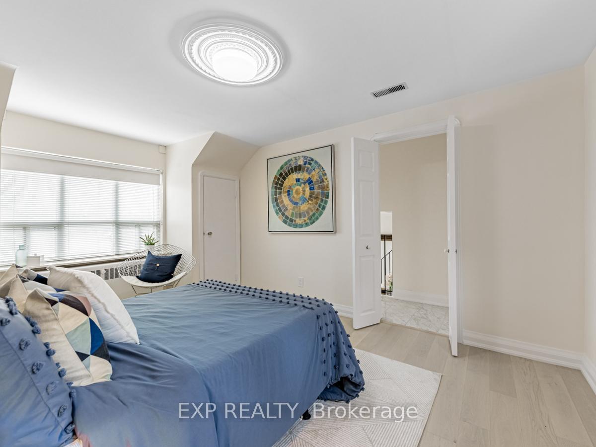 Photo 18 of 592 O'connor Drive, Toronto, East York — HOMEH