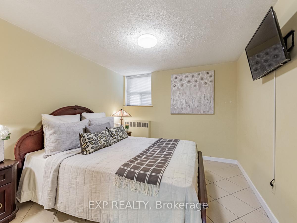 Photo 31 of 592 O'connor Drive, Toronto, East York — HOMEH
